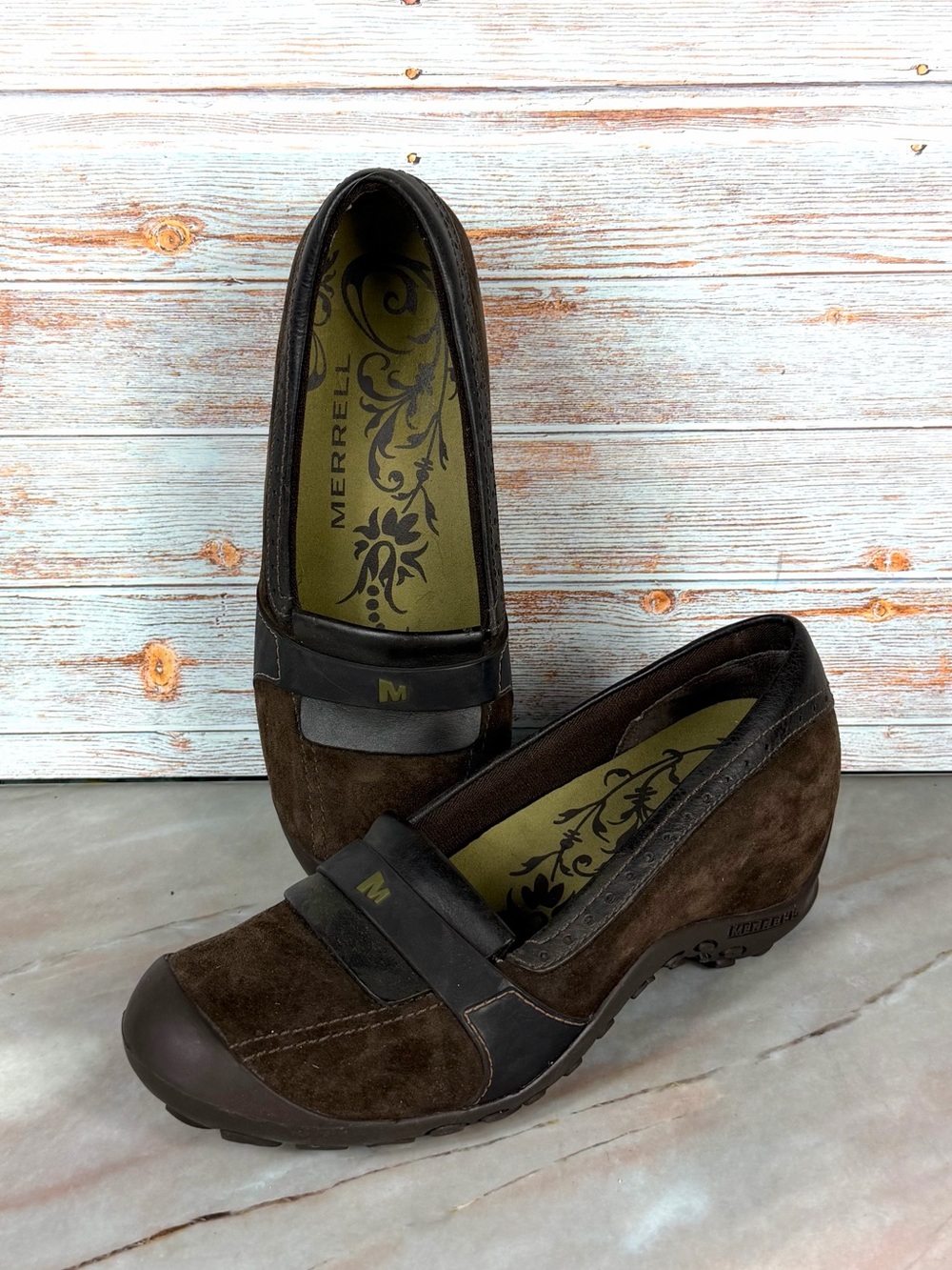 Merrell Plaza Moc Wedge Slip-On Suede Shoes in Dark Coffee Brown size 7